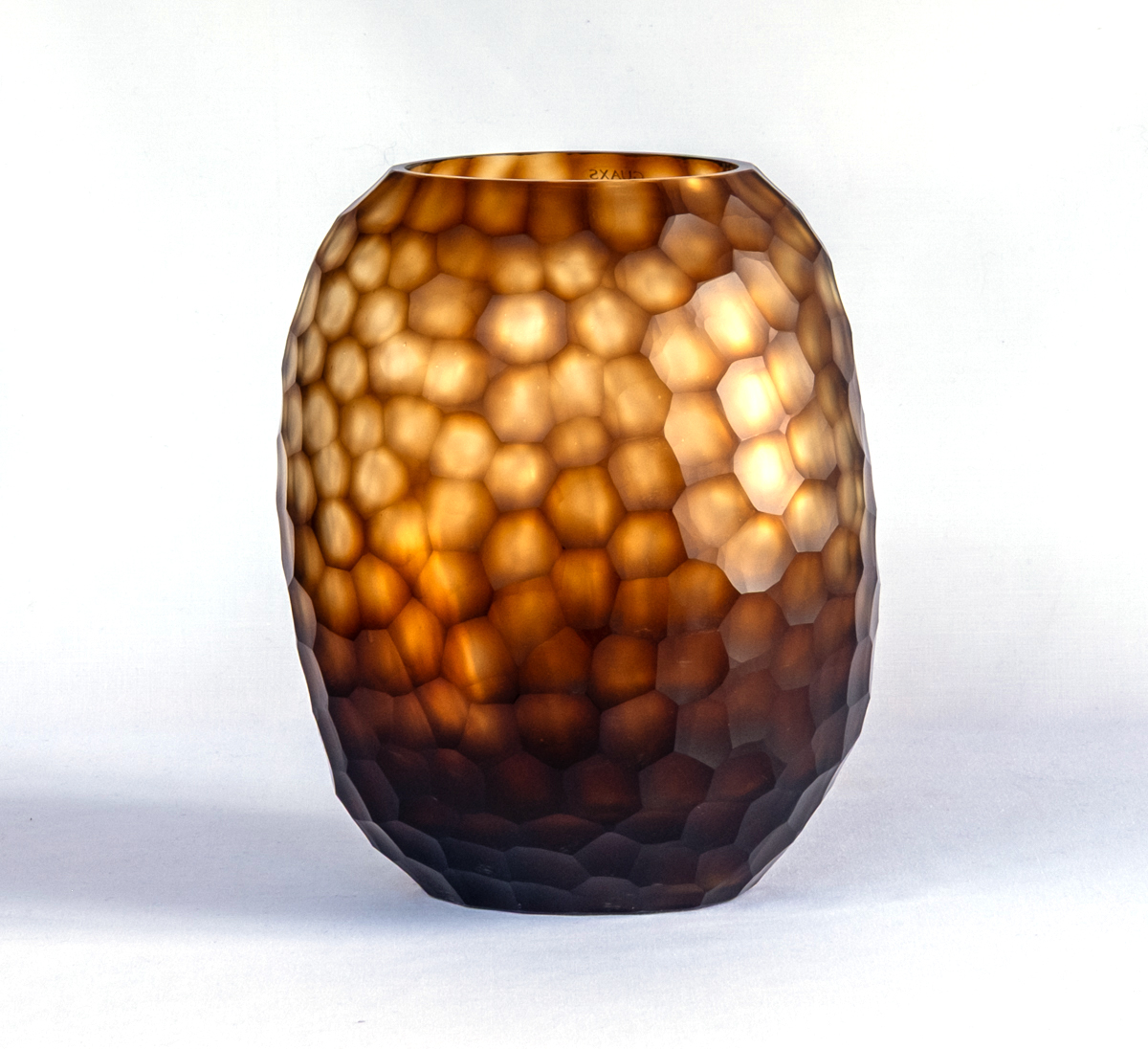 Vase-Guaxs-Nagaa-L-butter-brown