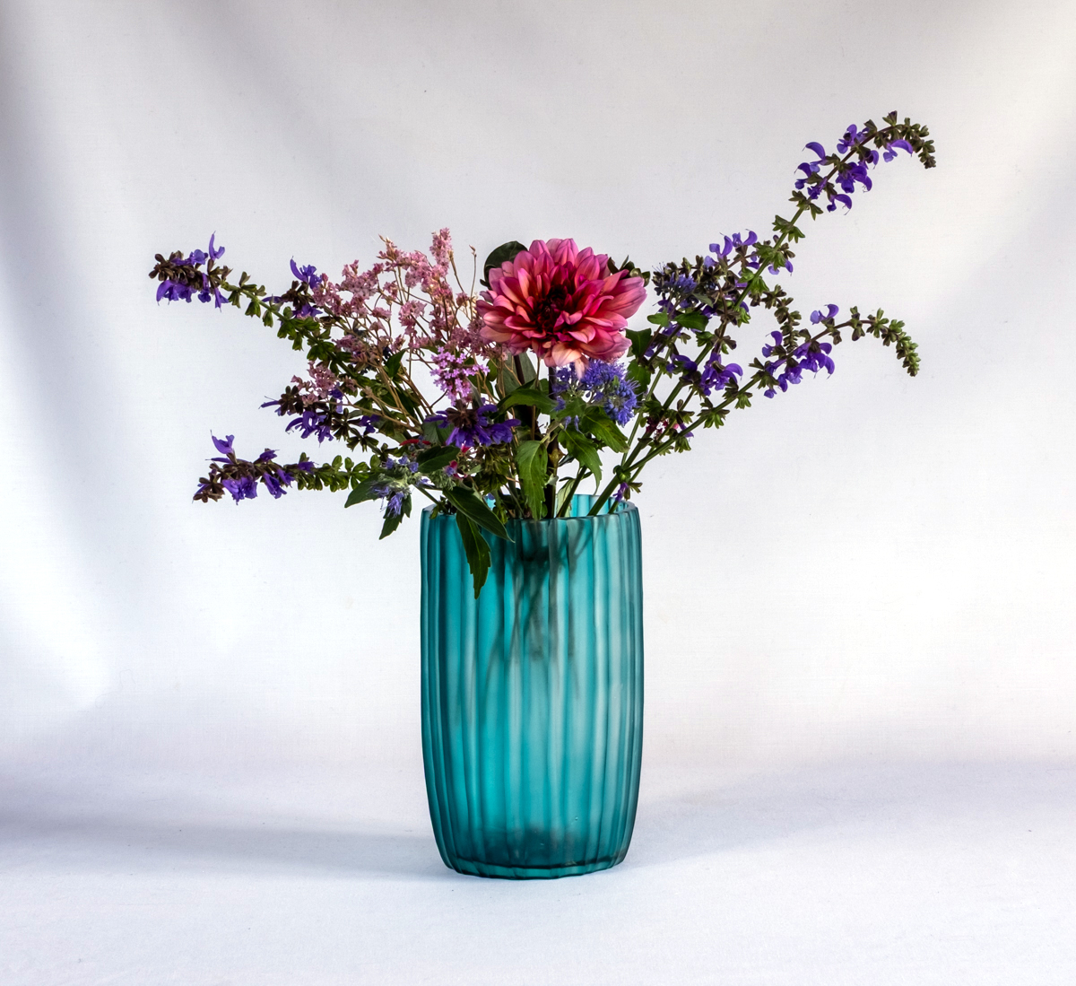 Vase-Guaxs-Siena-S-clear-petrol-blumen
